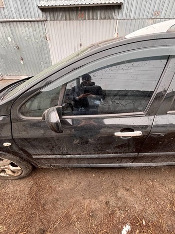 Дверь передняя, левая 9002S8 PEUGEOT