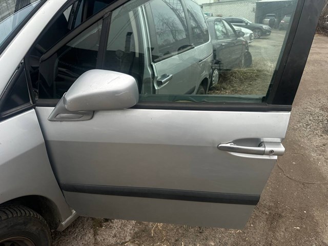 Водительская дверь 9002X1 PEUGEOT