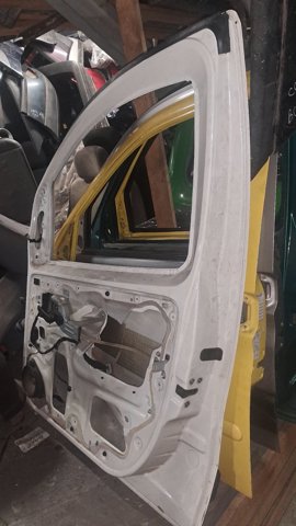 9004EP PEUGEOT Дверь передняя правая купить в Николаев