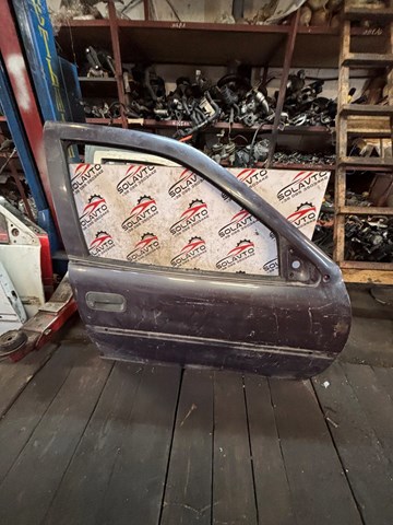 Пассажирская передняя дверь 90508226 OPEL