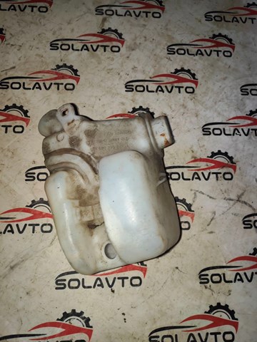 Бачок стеклоомывателя Ситроен Элизе