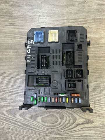 Блок запобіжників BSI Citroen C4 Picasso 2007-2014