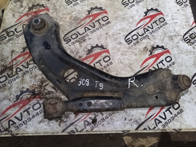 Передний нижний рычаг 9807914180 PEUGEOT