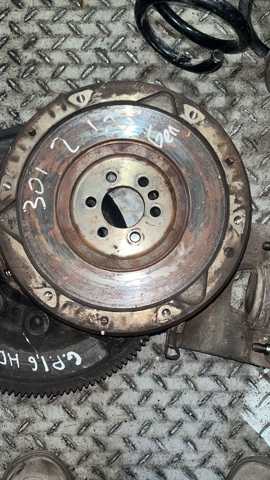 Демпферный маховик 9809984080 PEUGEOT