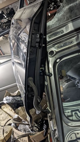 NISSAN H2100JG0MM Дверь задняя правая в наличии Винница