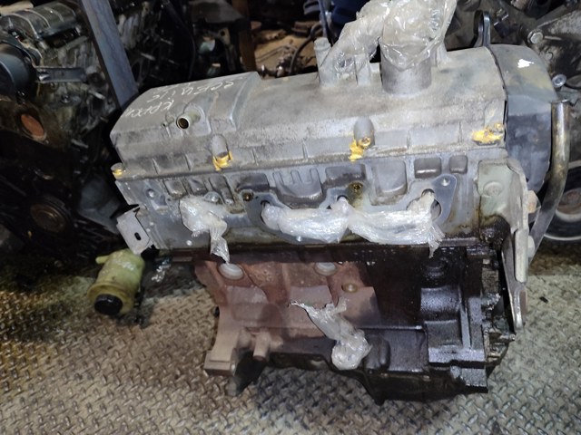 Двигатель голый K7M702 RENAULT