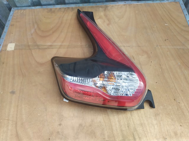 Левый стоп 265553YM2B NISSAN