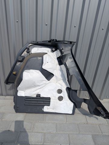 Облицовка багажного отсека, правая 42795461 GM
