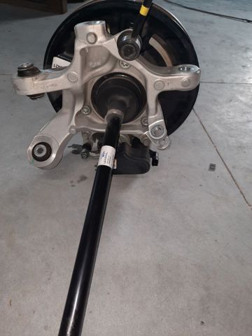 52710GI000 HYUNDAI Цапфа (поворотный кулак) задний левый купить в Чернигов
