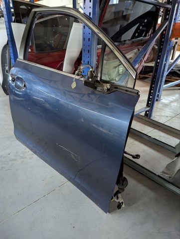 Пассажирская передняя дверь 60009AN00A9P SUBARU