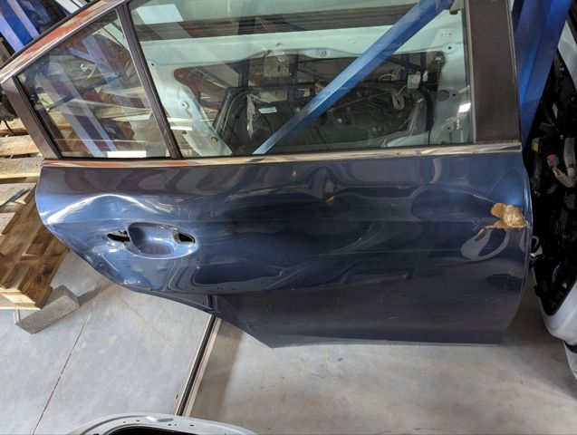Дверь пассажирская задняя правая 60409AN00A9P SUBARU
