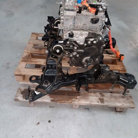 Балка передней подвески 85012732 GM