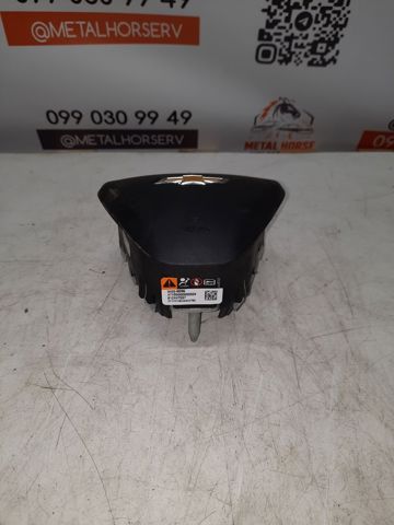 Подушка безопасности водителя 94554096 GM
