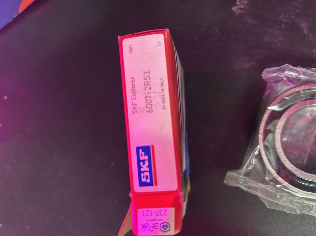 SKF 60072RS1 Подшипник полуоси переднего моста в наличии Украина
