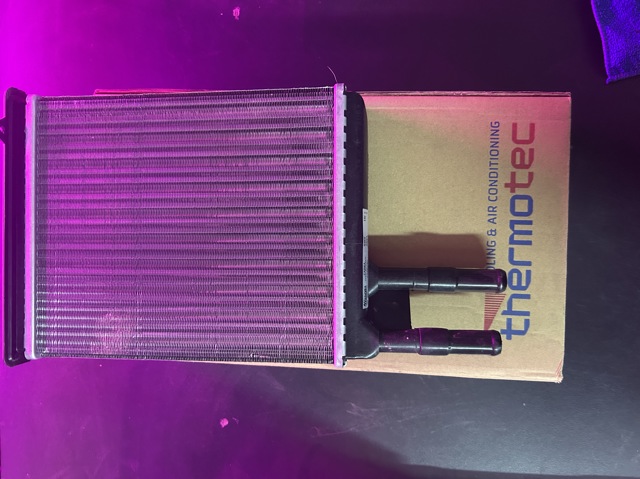 Радиатор печки D6C005TT THERMOTEC
