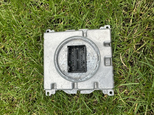 7PP941572BG PORSCHE купить в Киев