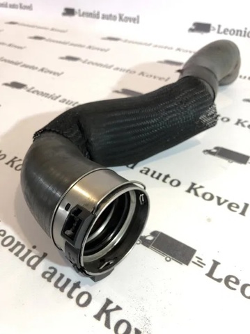144600588R RENAULT Шланг (патрубок) интеркуллера купить в Житомир