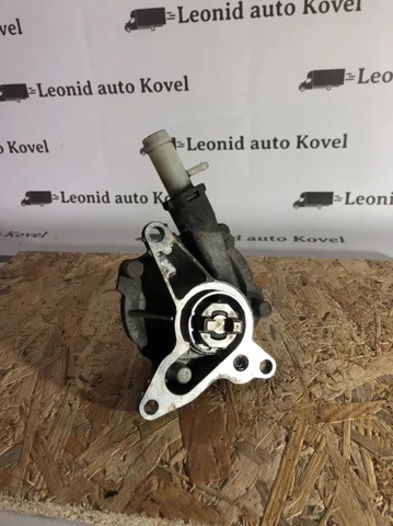 RENAULT 146508418R Насос вакуумный в наличии Ужгород