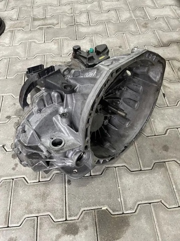 Коробка скоростей механика 320108603R RENAULT