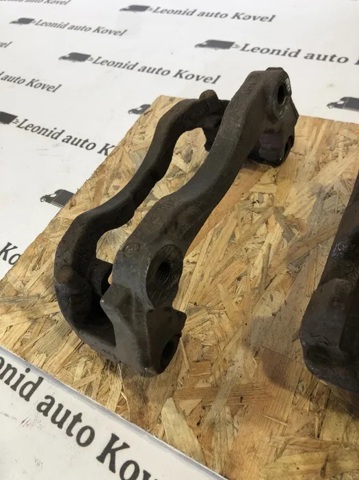 Направляющая скоба суппорта Renault Master III