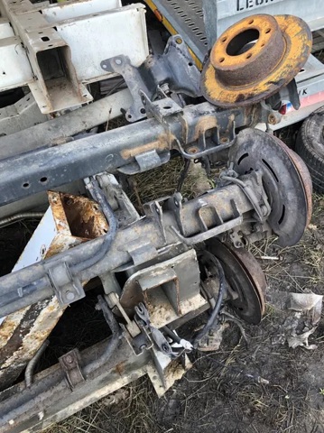 Оси полуприцепов и прицепов 555114110R RENAULT