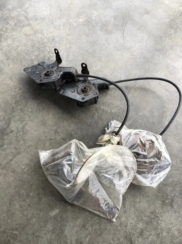 RENAULT 572115531R Кронштейн запасного колеса в наличии Каменское