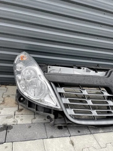 623104199R RENAULT Решетка радиатора купить в Тернополь