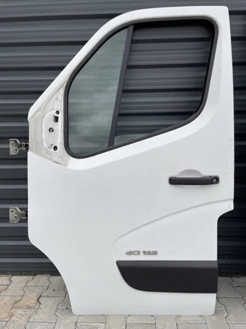 Передняя левая дверь 801017005R RENAULT