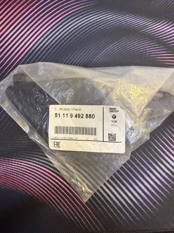 Заглушка бампера буксировочного крюка 51119492880 BMW
