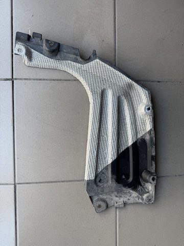 Защита днища, задняя левая 51757476000 BMW