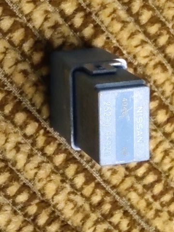 Реле противотуманной фары 252309F920 NISSAN