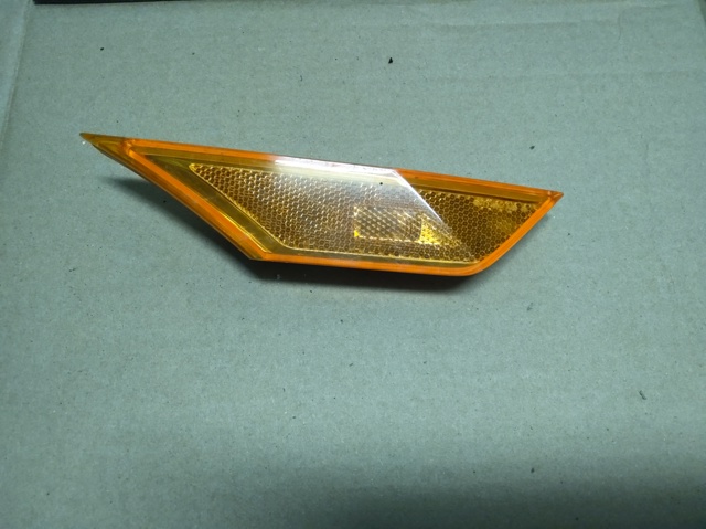 Повторитель поворота на крыле, правый 33800TBAA02 HONDA