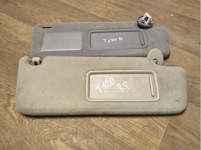 Козырек противосолнечный 743106A040B1 TOYOTA