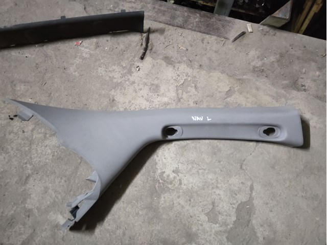 Обшивка стойки кузова внутренняя, передняя правая 76911EB300 NISSAN