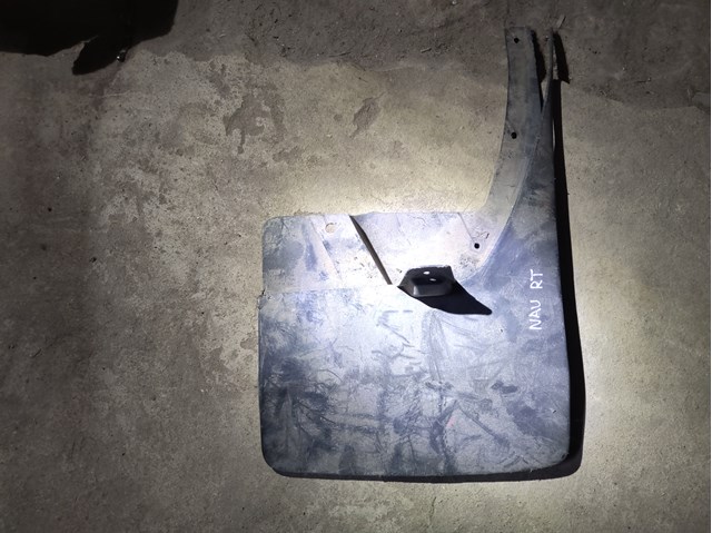 Брызговик задний, правый 78810EB000 NISSAN