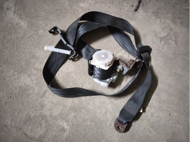 Ремень безопасности задний 88854EB40C NISSAN