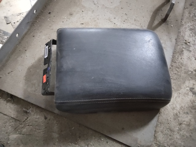Крышка подлокотника 96920EB31B NISSAN
