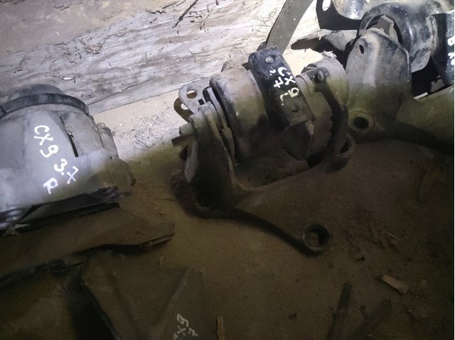 Подушка коробки передач TD113908YA MAZDA