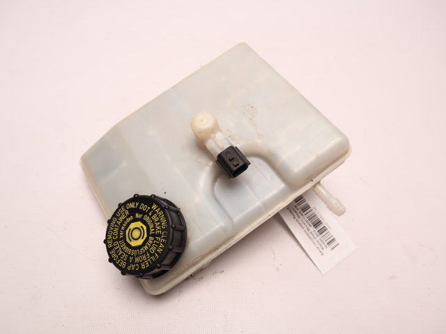 Бачок главного тормозного цилиндра 460911146R RENAULT