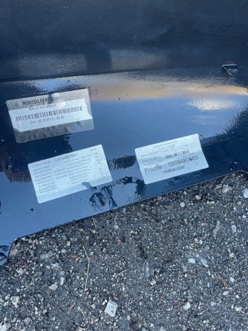 MERCEDES A2228851525 в наличии Ирпень