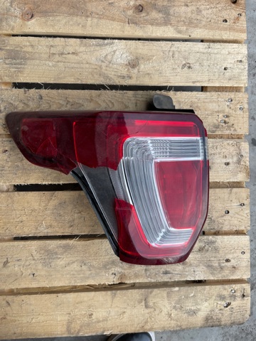 Фонарь задний левый FB5Z13405A FORD