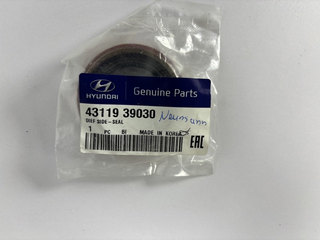 4311939030 HYUNDAI Сальник полуоси купить в Черновцы