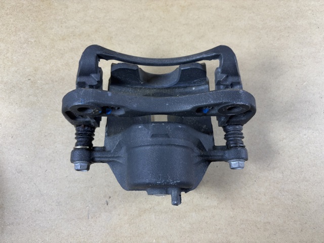 5818029A40 Суппорт тормозной передний левый купить Сумы