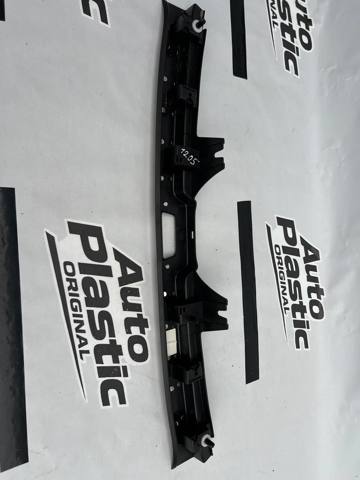 32353428 VOLVO Накладка бампера заднего верхняя защитная (ступень-подножка) купить в Одесса