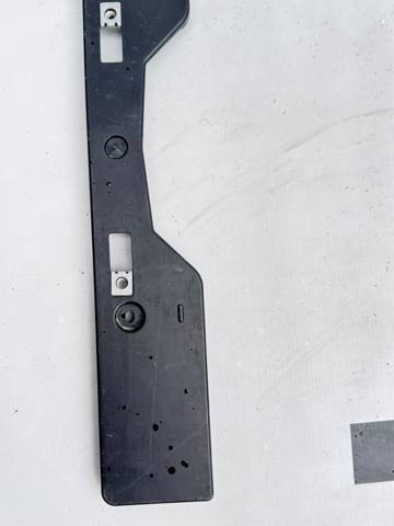 Кронштейн переднего номерного знака 5211442150 TOYOTA