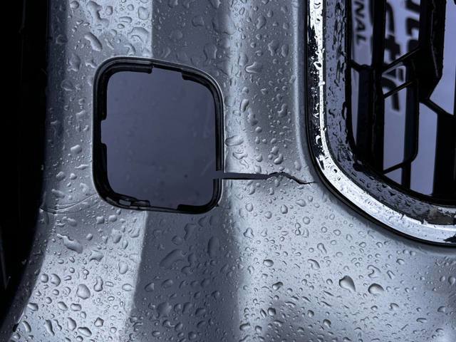 Буфер (бампер) передний 521190E40 TOYOTA