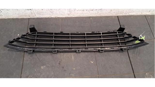 622540275R RENAULT Решетка бампера переднего нижняя купить в Украина