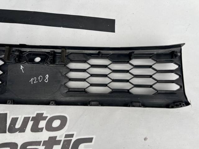 MITSUBISHI 6405A253 Решетка бампера в наличии Николаев