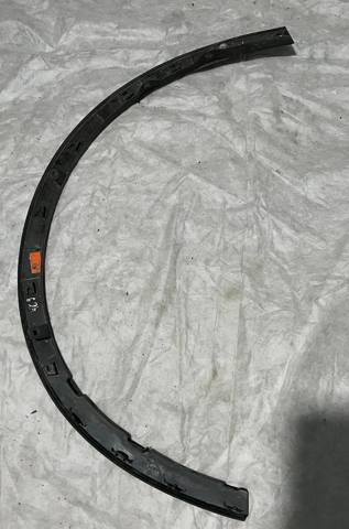 Расширитель переднего крыла, правый 75601F4010 TOYOTA