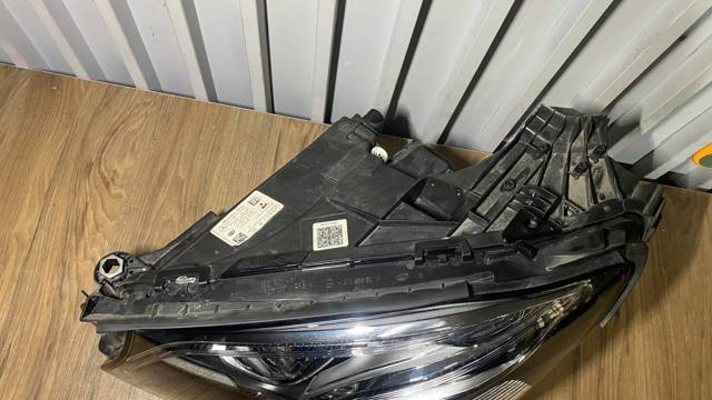 MERCEDES A2139062706 Левая фара в наличии Сумы